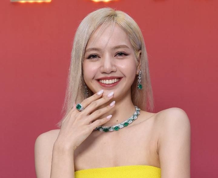 鄭州富士康經(jīng)開區(qū)、港區(qū)富士康普工招聘，同時招聘學(xué)生工，暑假工