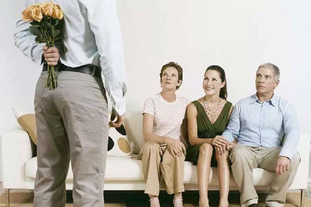 富士康要找對(duì)象的工友們，婚前還有這些“攔路虎”，你知道嗎？